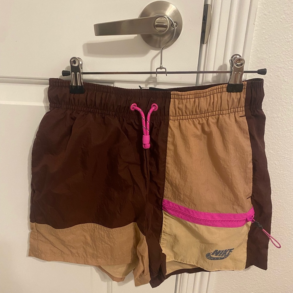 Nike shorts — Never Worn XS